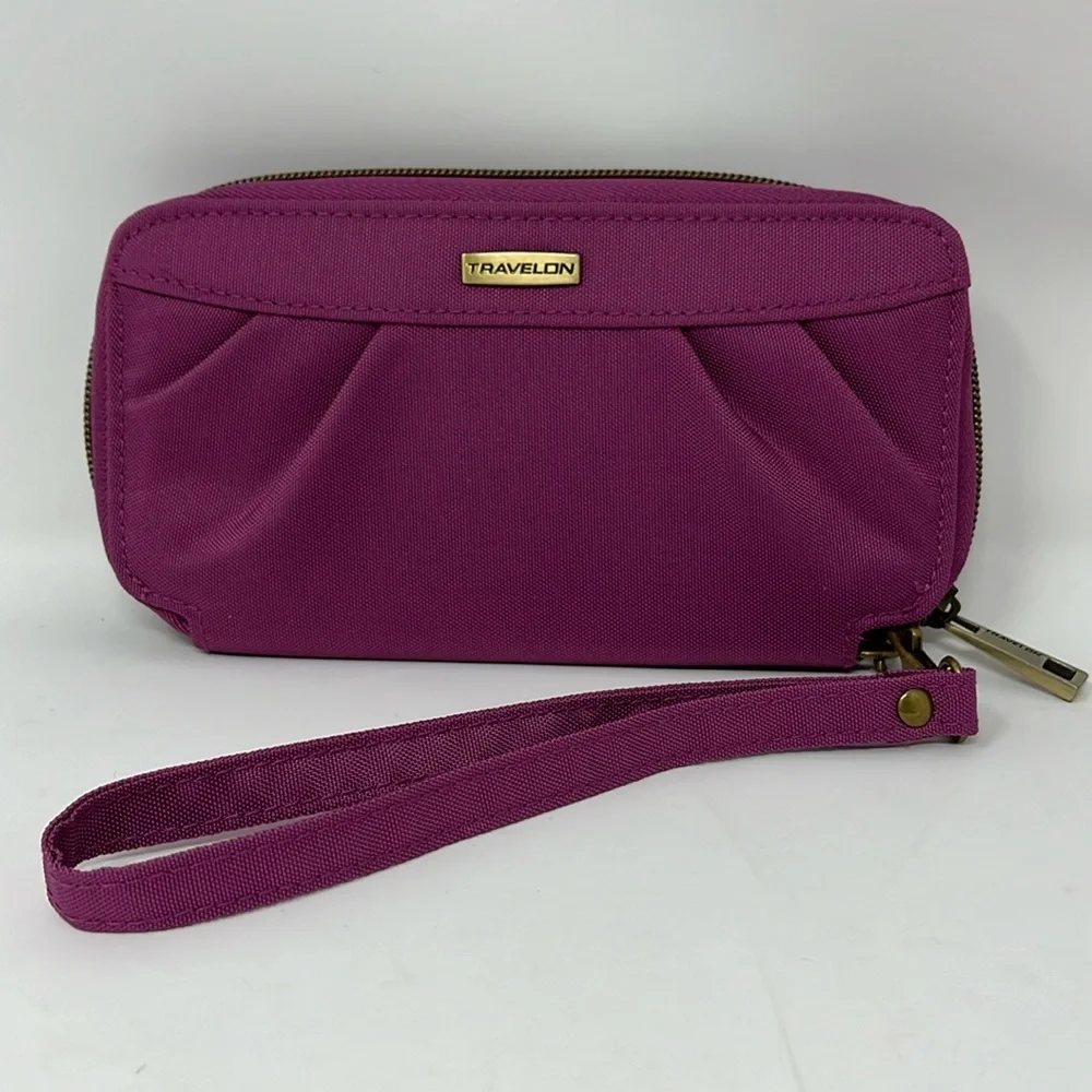 TRAVELON Wristlet RFID Signature Purple  Pleated Double Zip Clutch